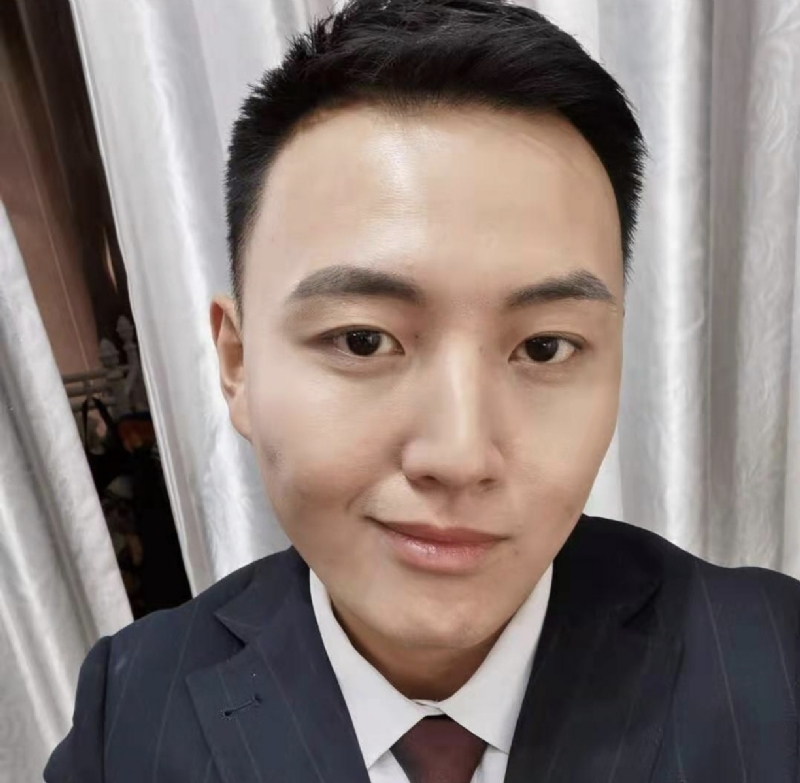 英俊潇洒的第二张照片--黄冈相亲服务中心