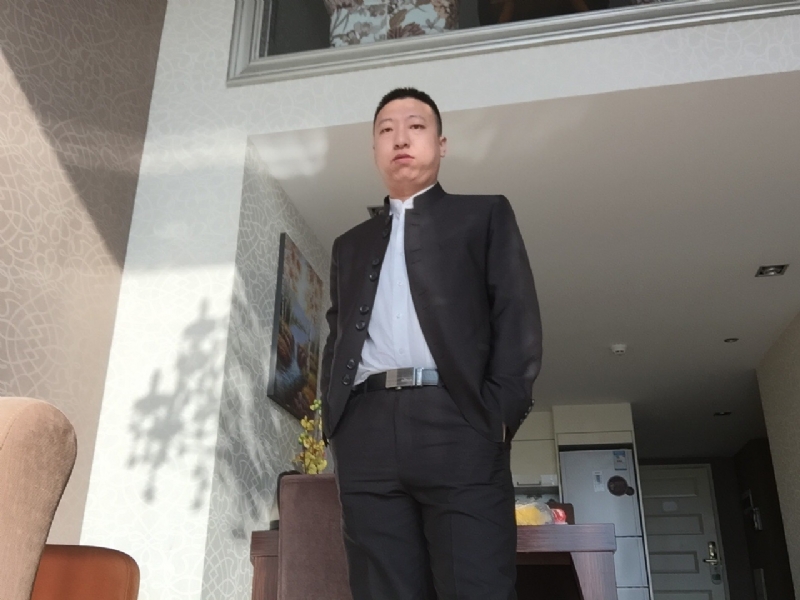 雅小炁的第一张照片--黄冈相亲服务中心