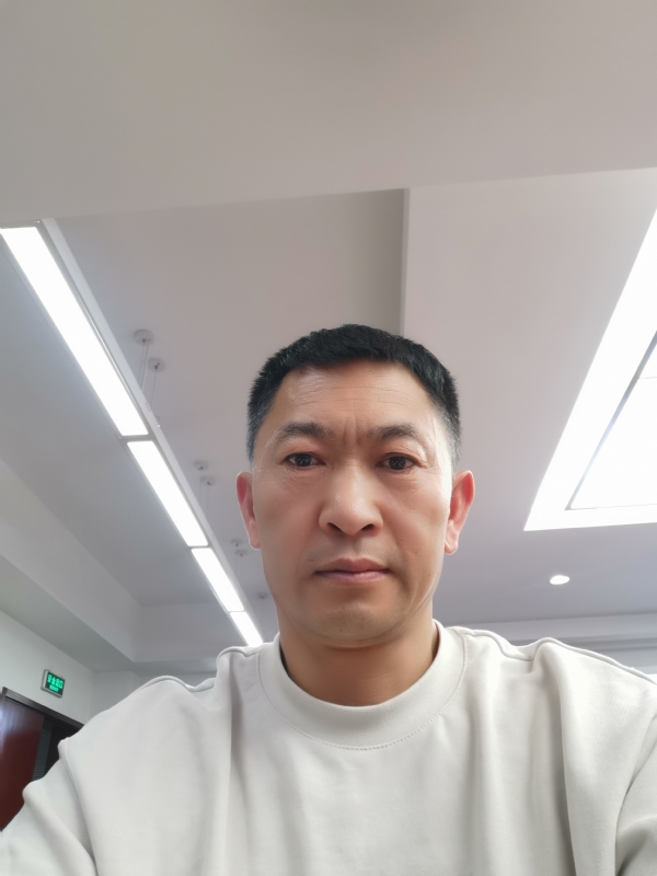 知足常乐的第一张照片--黄冈相亲服务中心