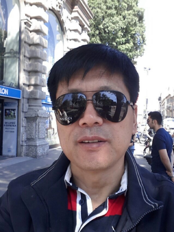 春风的第一张照片--黄冈相亲服务中心