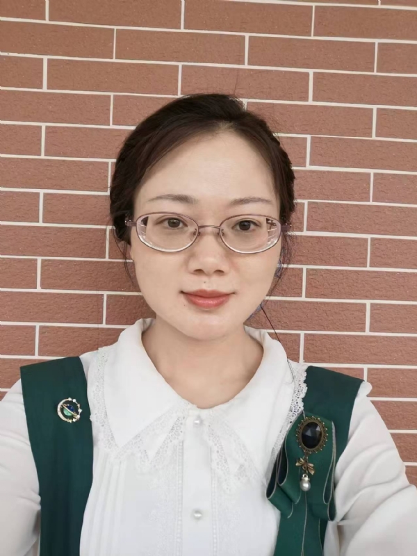 Lily的第二张照片--黄冈相亲服务中心