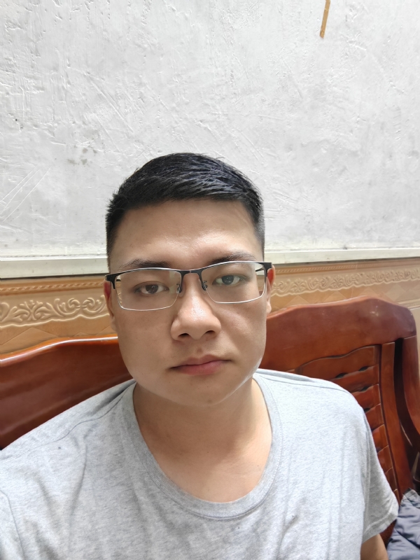 陈秋新的第一张照片--黄冈相亲服务中心