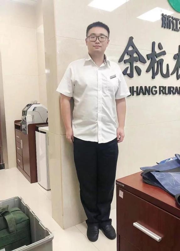 君临天下的第一张照片--黄冈相亲服务中心
