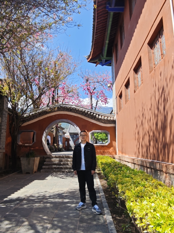 简单的第一张照片--黄冈相亲服务中心