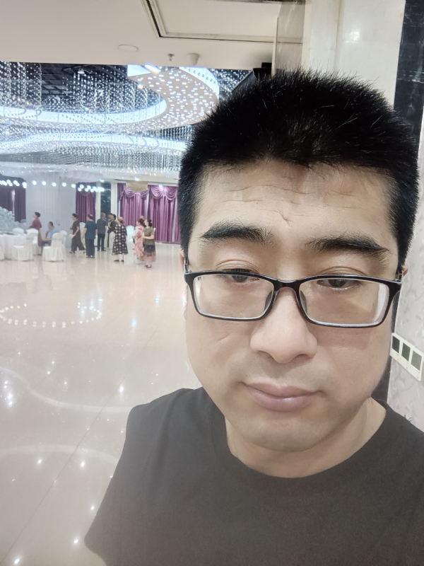 晴天的第三张照片--黄冈相亲服务中心
