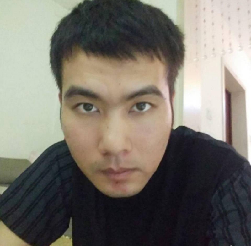 哭泣的小三的第三张照片--黄冈相亲服务中心
