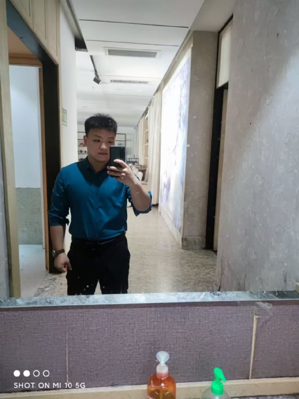 JCY的第二张照片--黄冈相亲服务中心