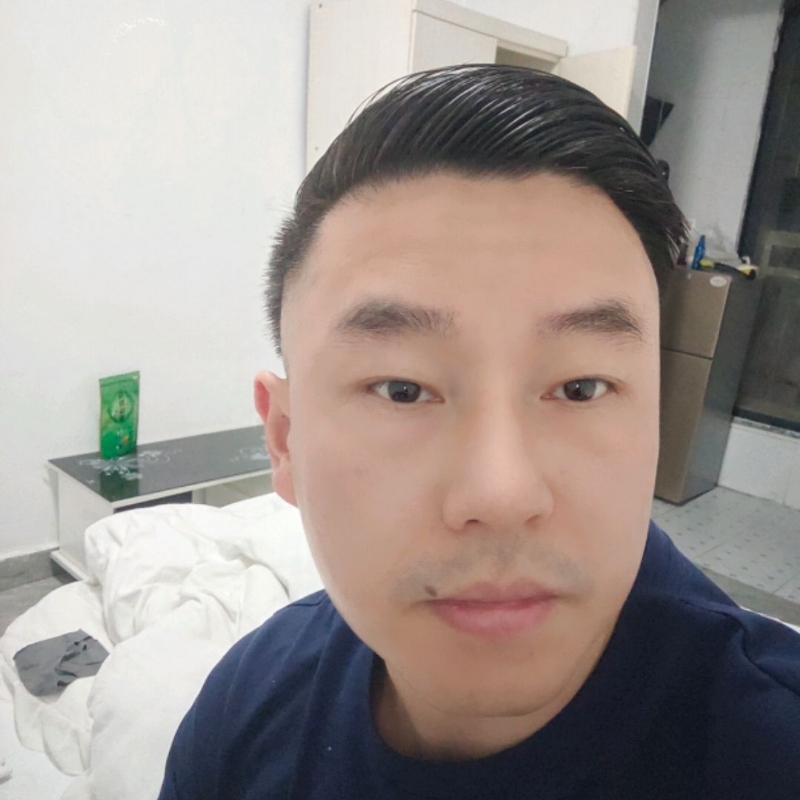 Poluk秦的第一张照片--黄冈相亲服务中心