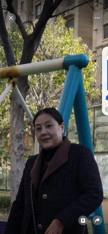 莹莹的第一张照片--黄冈相亲服务中心