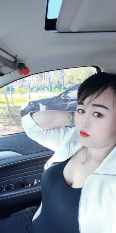 王芳燕的第四张照片--黄冈相亲服务中心