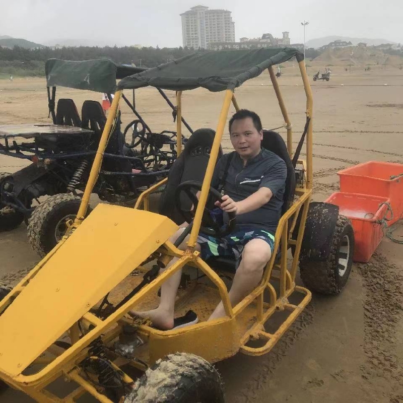 向前的第一张照片--黄冈相亲服务中心