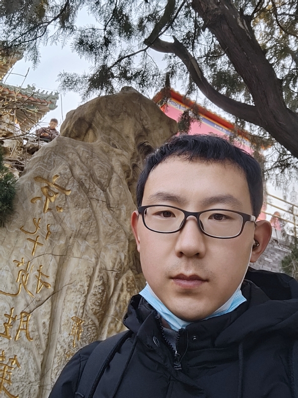 小徐要努力的第一张照片--黄冈相亲服务中心
