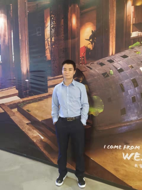 梧桐枫叶的第一张照片--黄冈相亲服务中心
