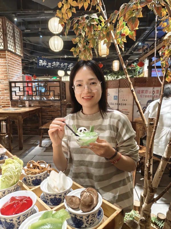 初秋的第二张照片--黄冈相亲服务中心