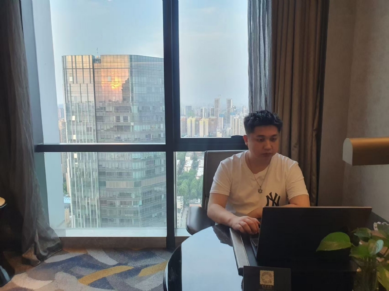 ying的第一张照片--黄冈相亲服务中心