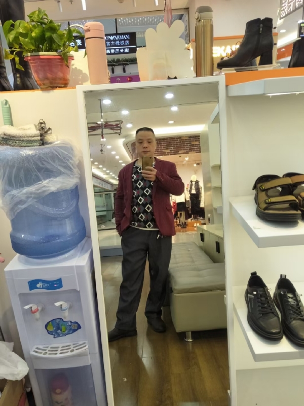 真诚征婚的第四张照片--黄冈相亲服务中心
