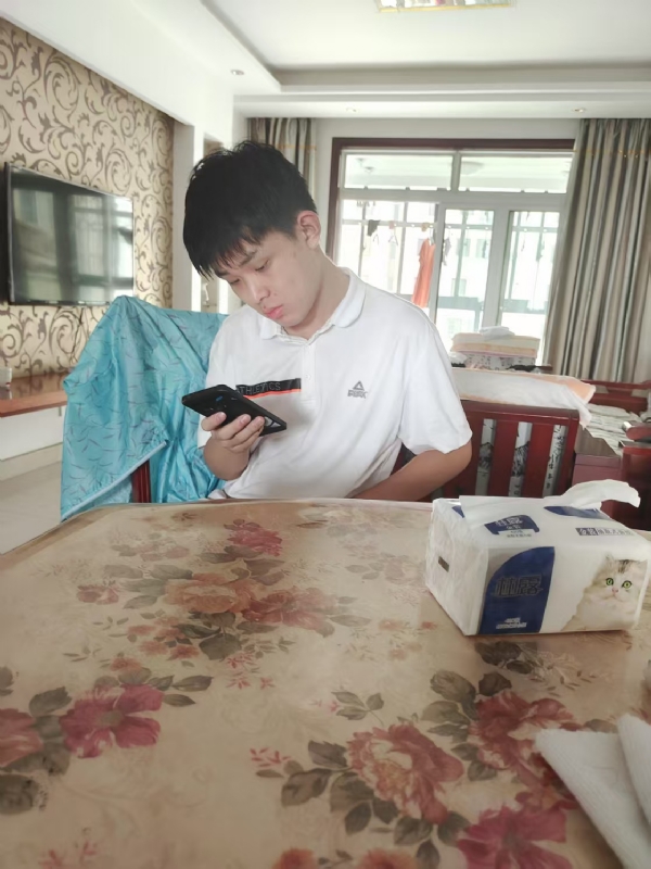 铁在烧的第一张照片--黄冈相亲服务中心