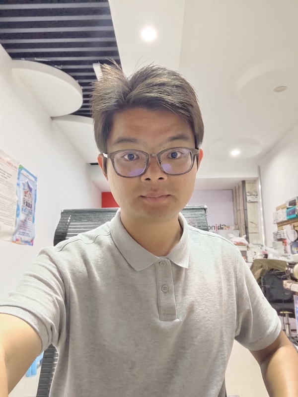 华兴通讯的第一张照片--黄冈相亲服务中心