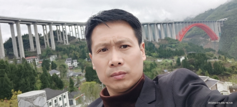 韩*劳务的第一张照片--黄冈相亲服务中心