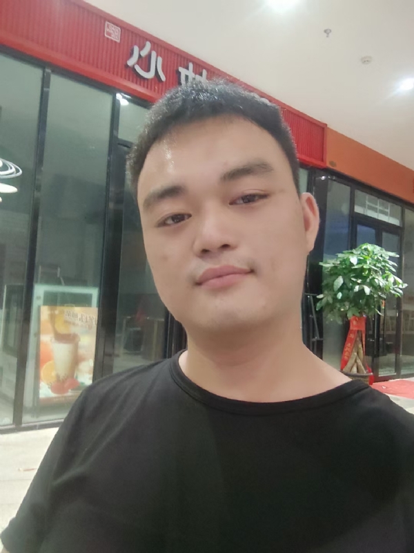 寻找另一半的第一张照片--黄冈相亲服务中心