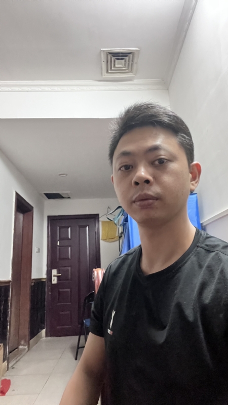 飞天猪的第一张照片--黄冈相亲服务中心