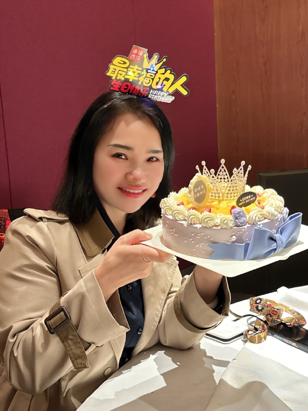 Apple的第一张照片--黄冈相亲服务中心