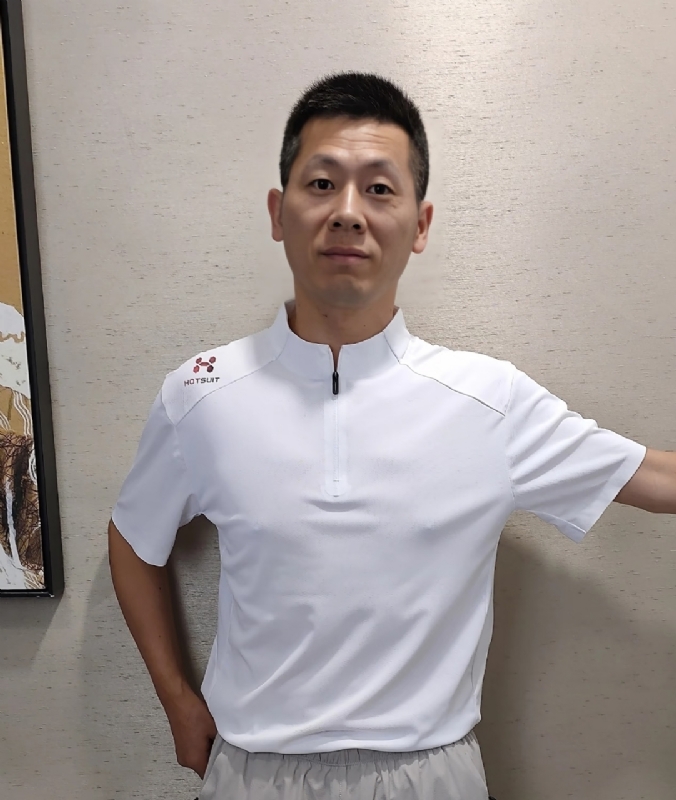 红旗下长大的第一张照片--黄冈相亲服务中心