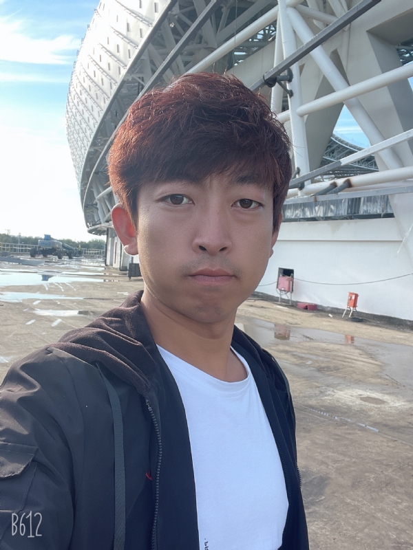 绅士大男孩的第一张照片--黄冈相亲服务中心