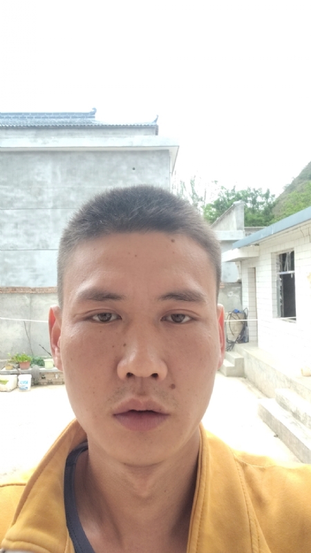 简单点的第一张照片--黄冈相亲服务中心