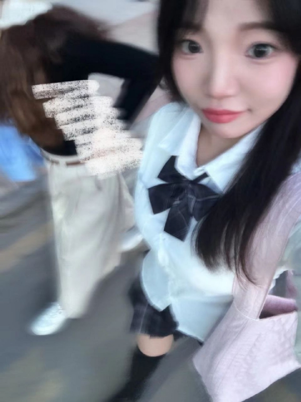 台灣小姐伊洛的第一张照片--黄冈相亲服务中心