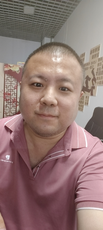 漫步星辰的第一张照片--黄冈相亲服务中心