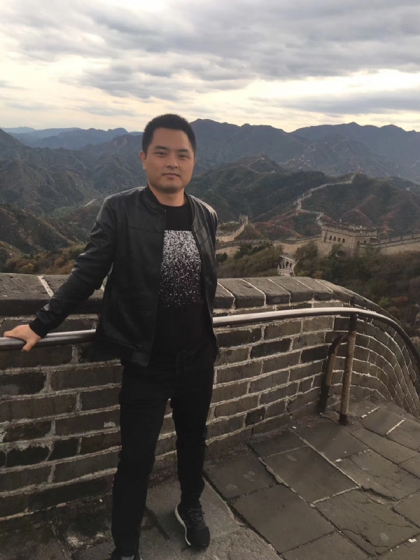 海阔天空的第一张照片--黄冈相亲服务中心