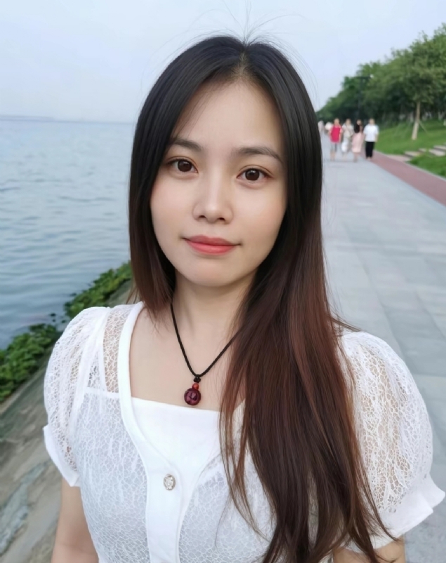 想你的月亮的第五张照片--黄冈相亲服务中心