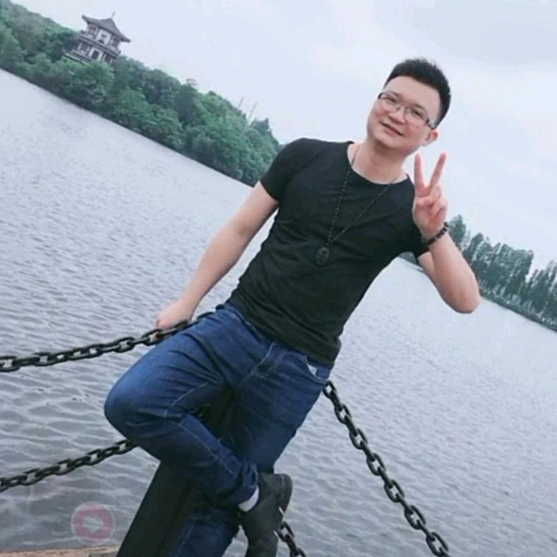 lg营的第一张照片--黄冈相亲服务中心