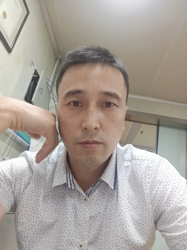 笑看一切的第三张照片--黄冈相亲服务中心