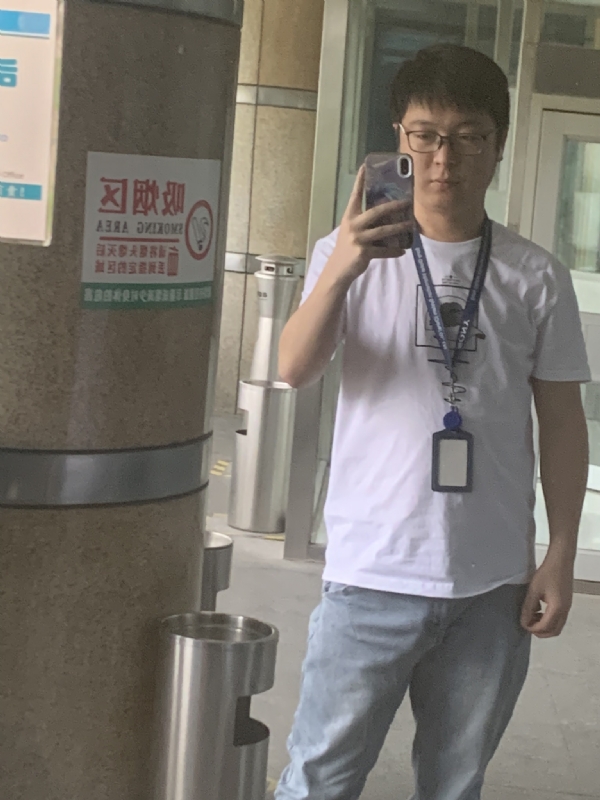 潜伏的第一张照片--黄冈相亲服务中心