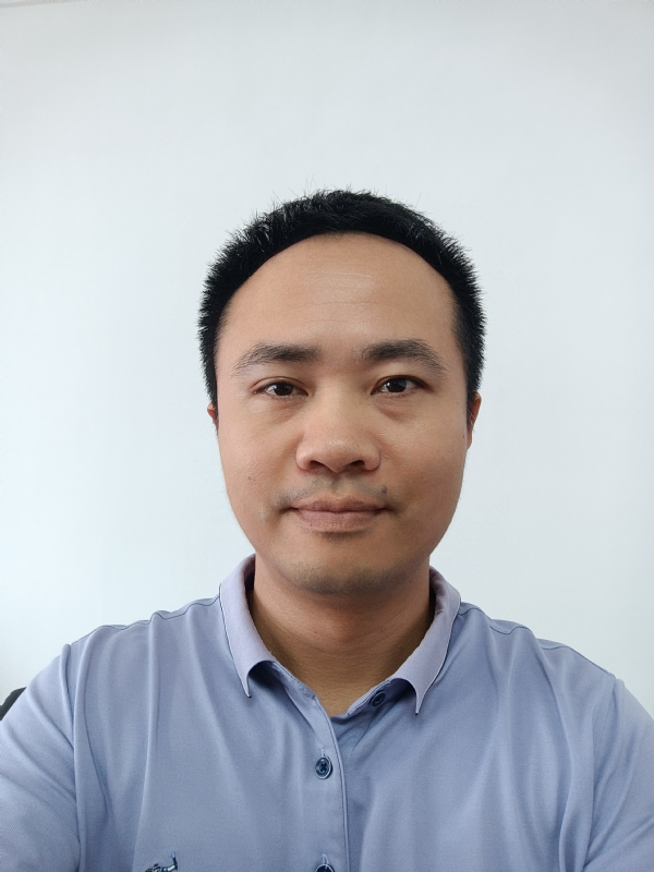 海口相亲的第三张照片--黄冈相亲服务中心