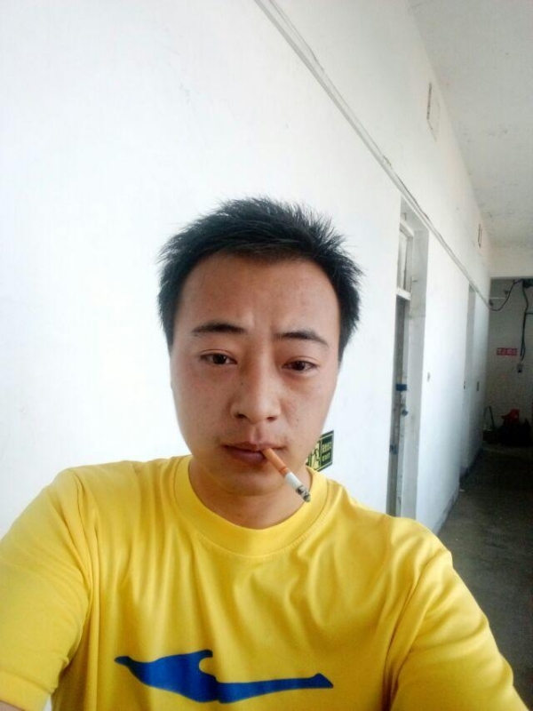 云淡风轻的第二张照片--黄冈相亲服务中心