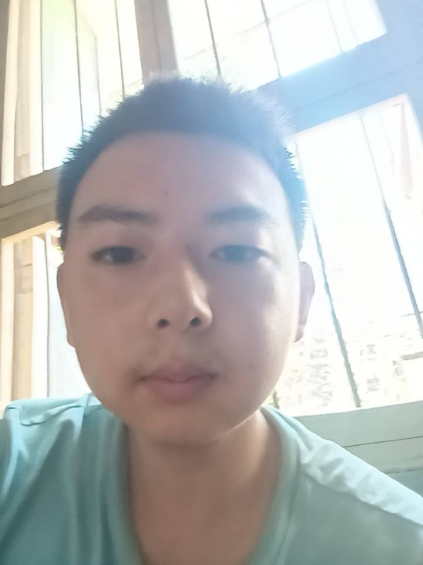 小黄的第二张照片--黄冈相亲服务中心