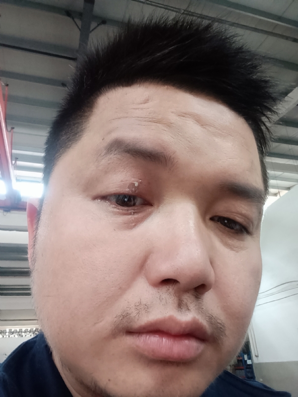 彬彬的第一张照片--黄冈相亲服务中心