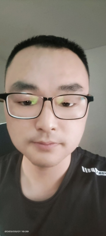 潮湿的心的第一张照片--黄冈相亲服务中心