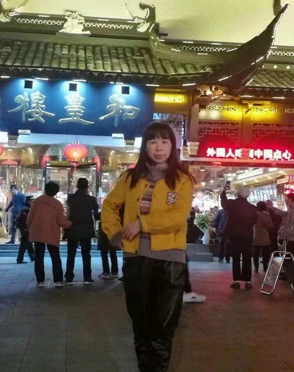 君倩的第三张照片--黄冈相亲服务中心