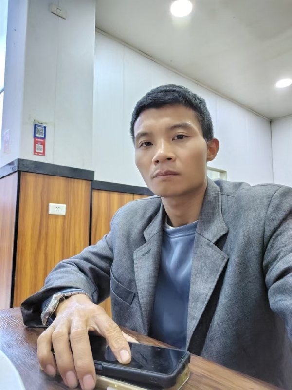 运满乾坤的第一张照片--黄冈相亲服务中心
