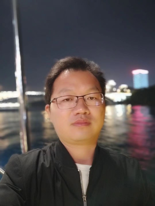 祝你平安的第一张照片--黄冈相亲服务中心