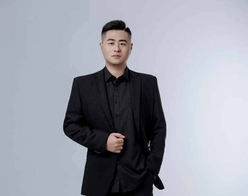 荣泽的第一张照片--黄冈相亲服务中心