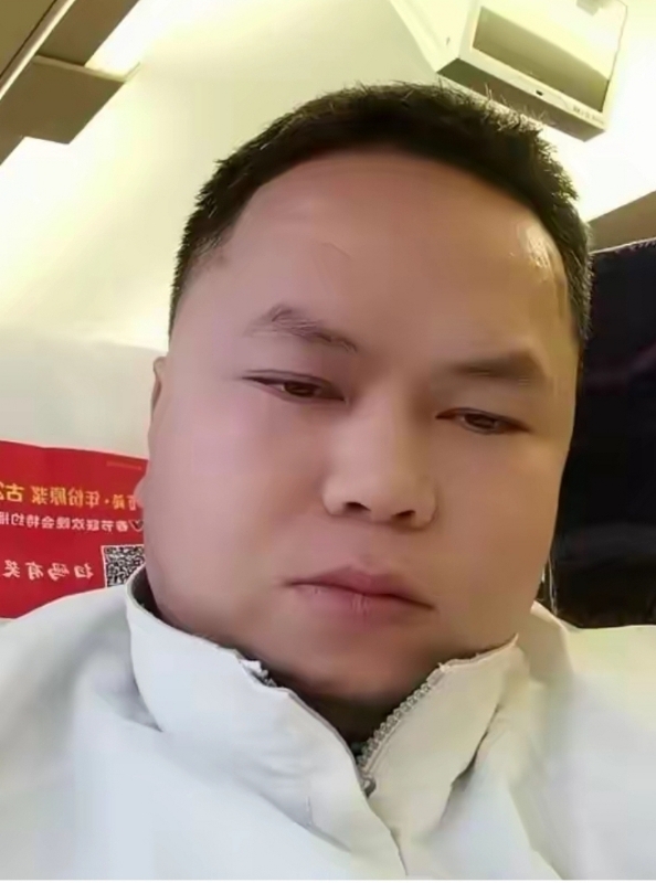 邂逅另一半的第一张照片--黄冈相亲服务中心