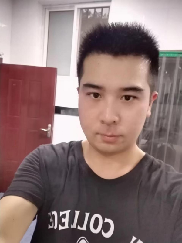 89WANG的第一张照片--黄冈相亲服务中心