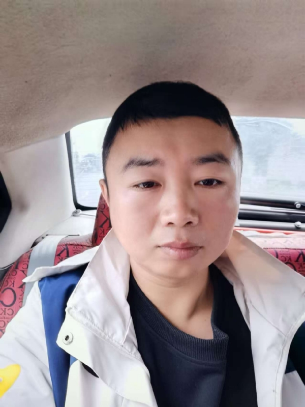 随缘的第二张照片--黄冈相亲服务中心