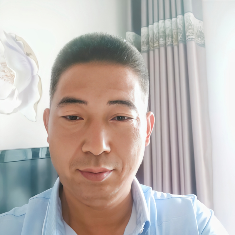 雨中漫步的第一张照片--黄冈相亲服务中心