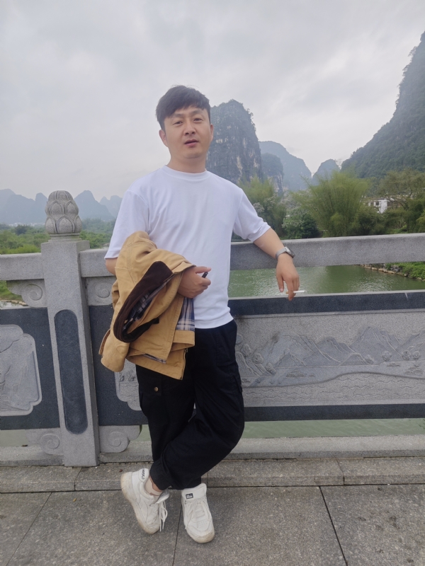 天选之人的第三张照片--黄冈相亲服务中心